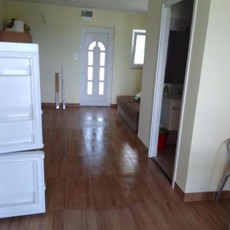 Vizparti Apartmanok Szantod Luaran gambar